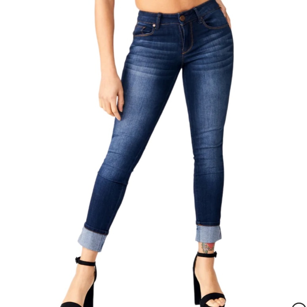 NWT 1822 high rise skinny cuffed jeans